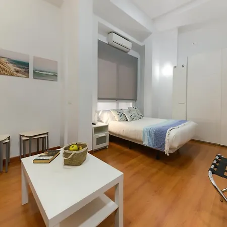 Apartmán Holidays2malaga Carreteria 97 Loft High Speed Wifi Màlaga